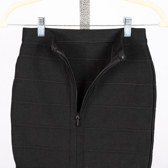 Ten Babaton Aritzia Women's Stretch Pencil Skirt SMALL Classic Black Minimalist - Picture 5 of 6